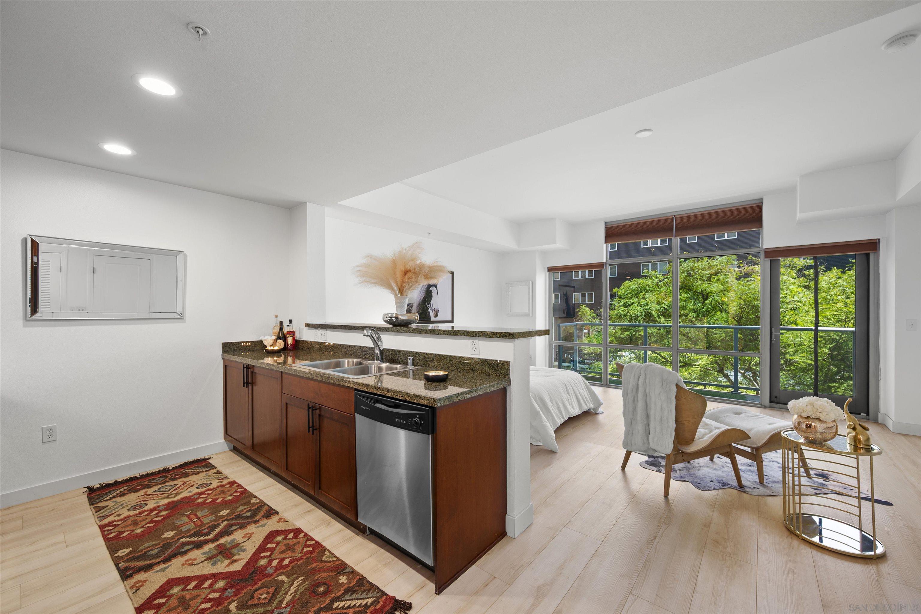 Front Image Thumbnail for SD260001889