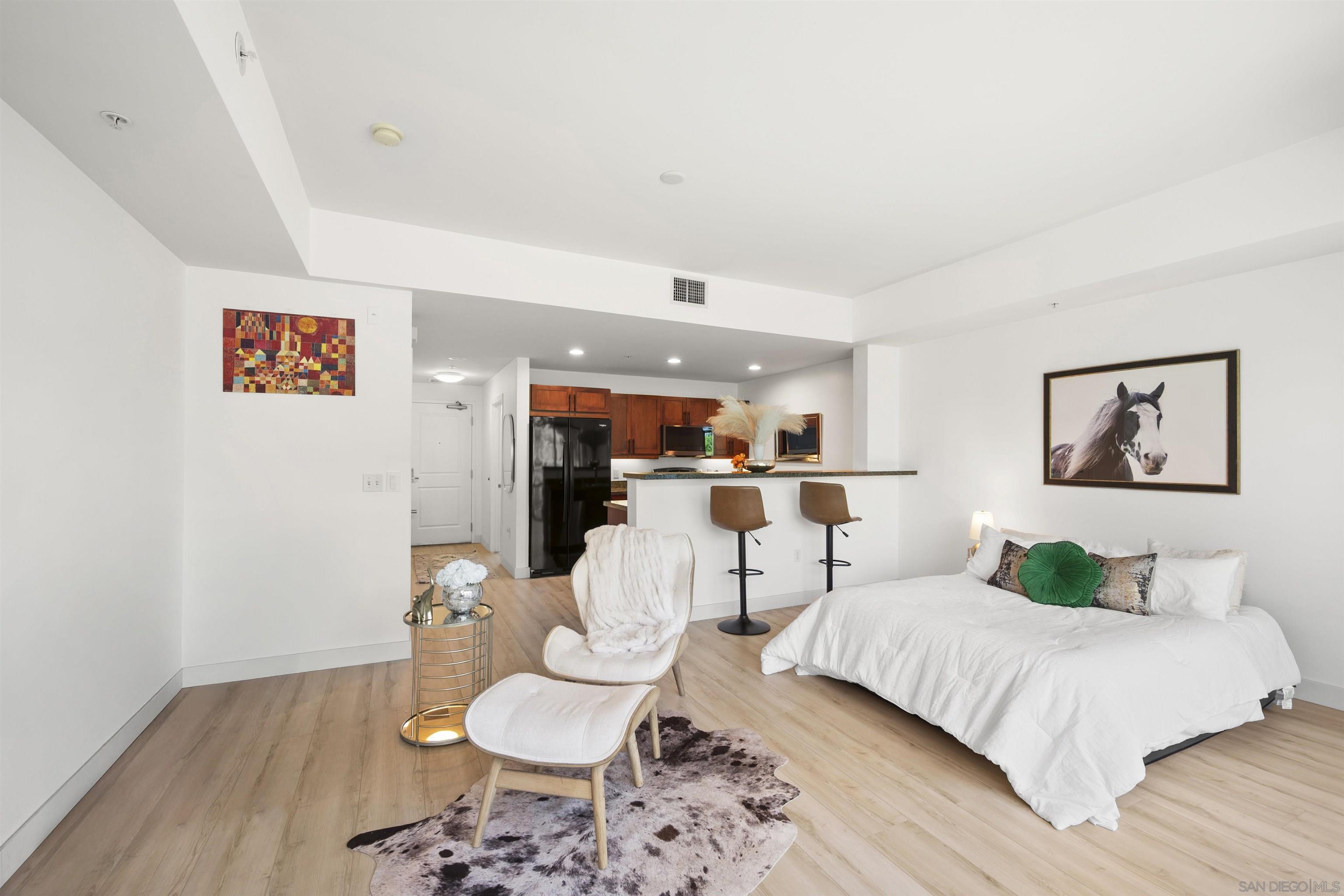 Detail Gallery Image 5 of 22 For 206  Park Blvd  #405,  San Diego,  CA 92101 - 0 Beds | 1 Baths