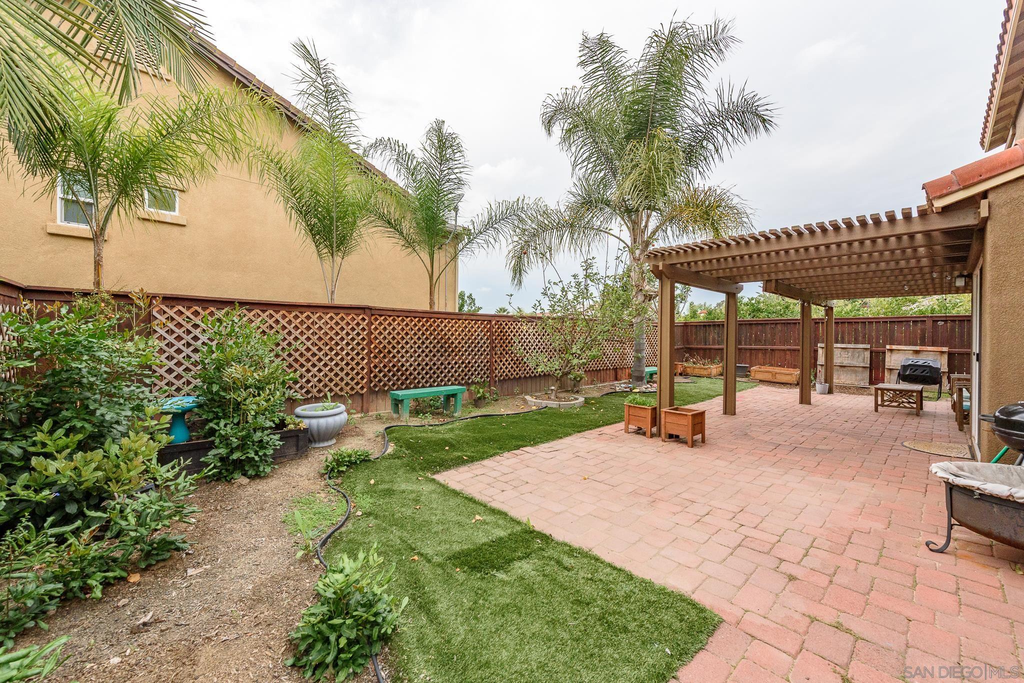 Detail Gallery Image 11 of 41 For 1039  Eliot St, Oceanside,  CA 92057 - 4 Beds | 3 Baths