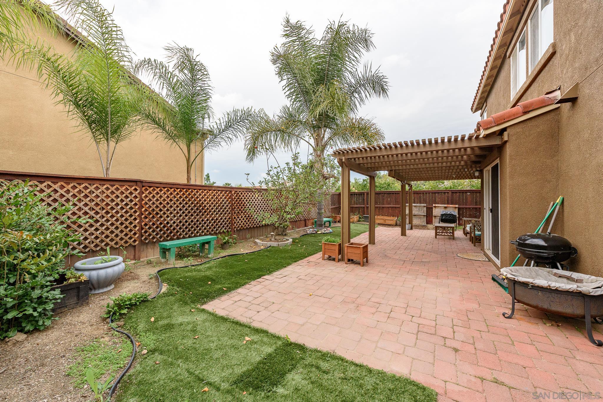 Detail Gallery Image 12 of 41 For 1039  Eliot St, Oceanside,  CA 92057 - 4 Beds | 3 Baths