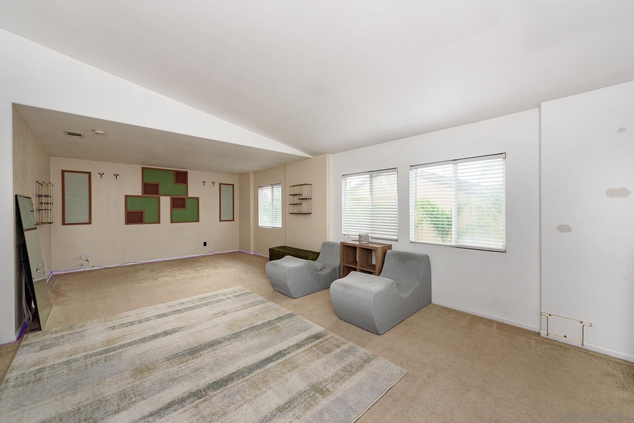 Detail Gallery Image 28 of 41 For 1039  Eliot St, Oceanside,  CA 92057 - 4 Beds | 3 Baths