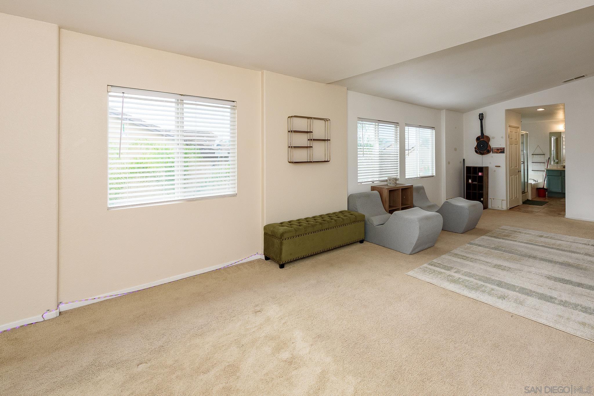 Detail Gallery Image 29 of 41 For 1039  Eliot St, Oceanside,  CA 92057 - 4 Beds | 3 Baths