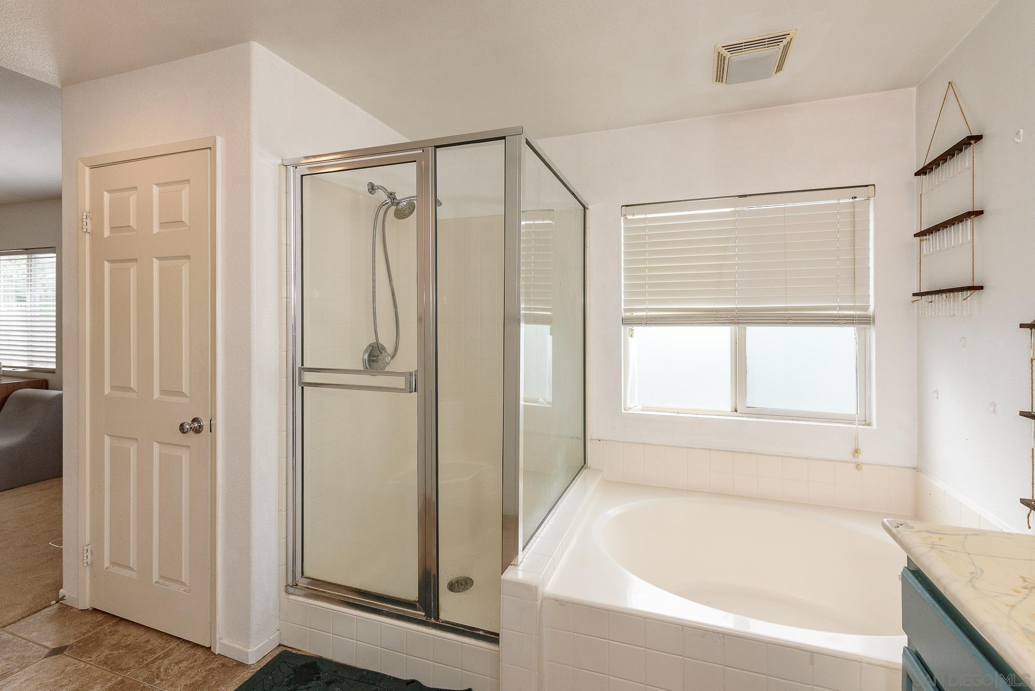 Detail Gallery Image 32 of 41 For 1039  Eliot St, Oceanside,  CA 92057 - 4 Beds | 3 Baths