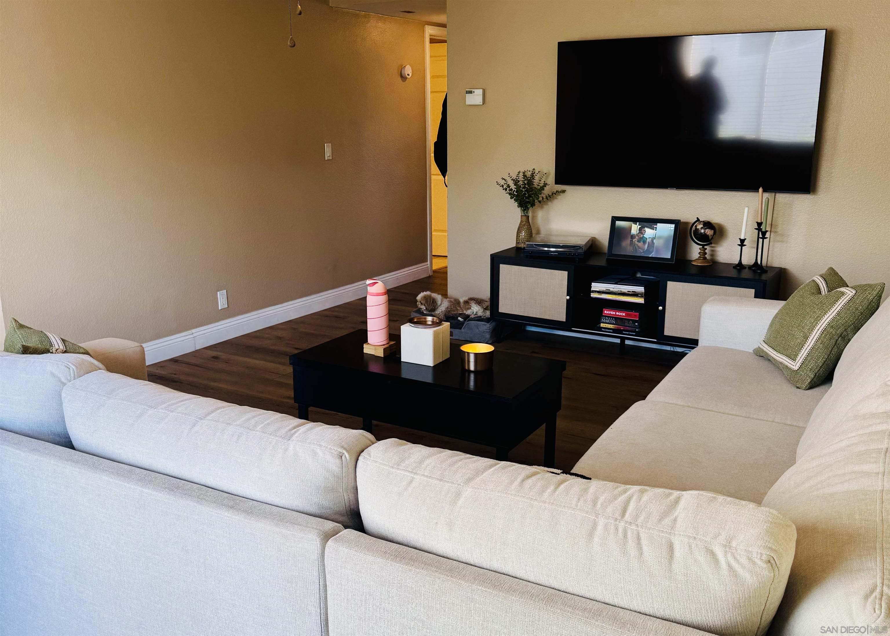 Detail Gallery Image 3 of 7 For 7594  Park Ridge Blvd  13, San Diego,  CA 92120 - 2 Beds | 2 Baths