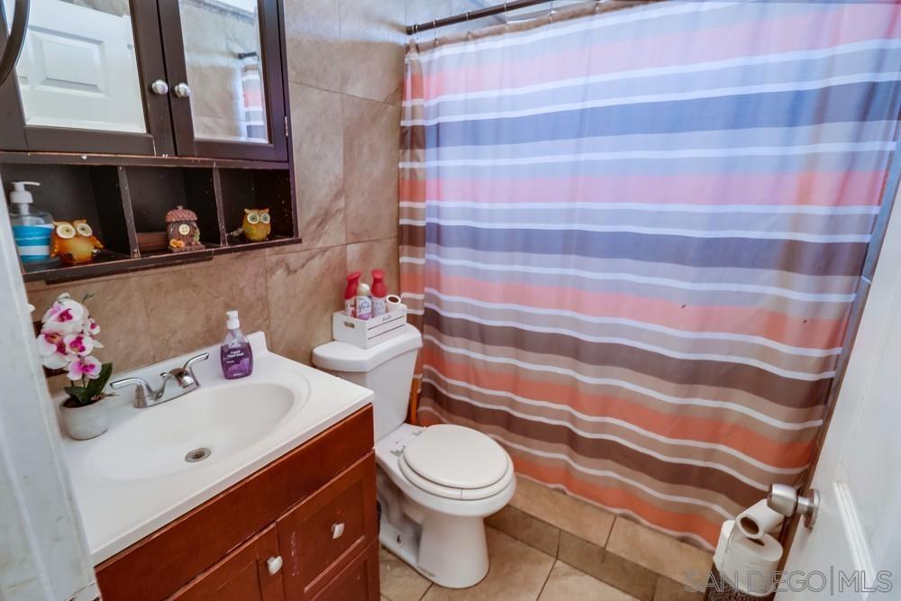 Detail Gallery Image 11 of 30 For 3521  Acacia, San Diego,  CA 92113 - – Beds | – Baths