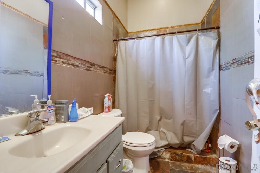 Detail Gallery Image 13 of 30 For 3521  Acacia, San Diego,  CA 92113 - – Beds | – Baths