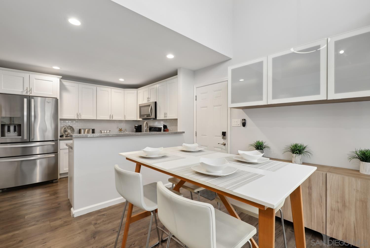 Detail Gallery Image 16 of 45 For 6951  Quiet Cove Dr, Carlsbad,  CA 92011 - 3 Beds | 2 Baths