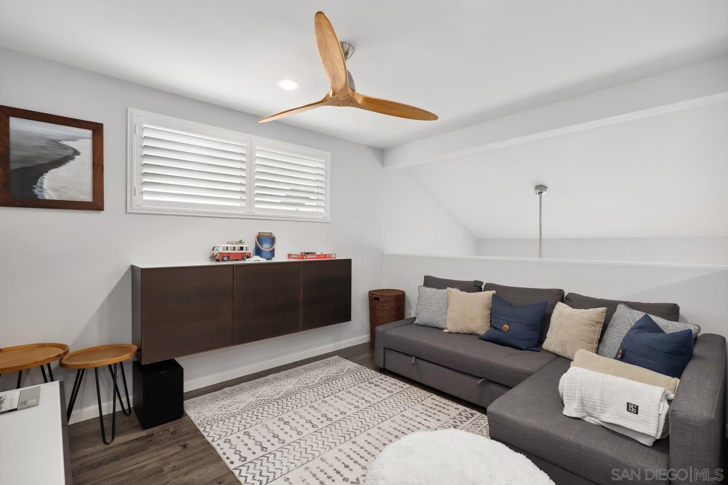 Detail Gallery Image 9 of 45 For 6951  Quiet Cove Dr, Carlsbad,  CA 92011 - 3 Beds | 2 Baths