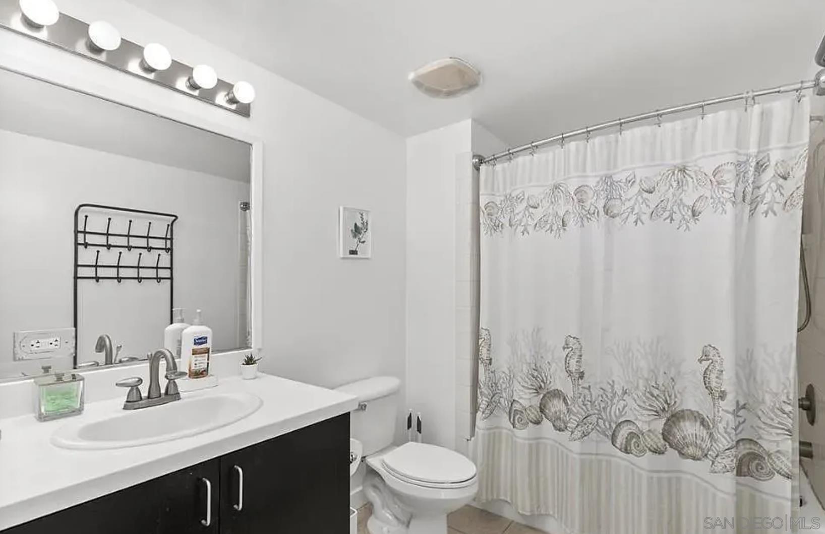 Detail Gallery Image 13 of 23 For 1080  Park Bkvd  307, San Diego,  CA 92101 - 2 Beds | 2 Baths