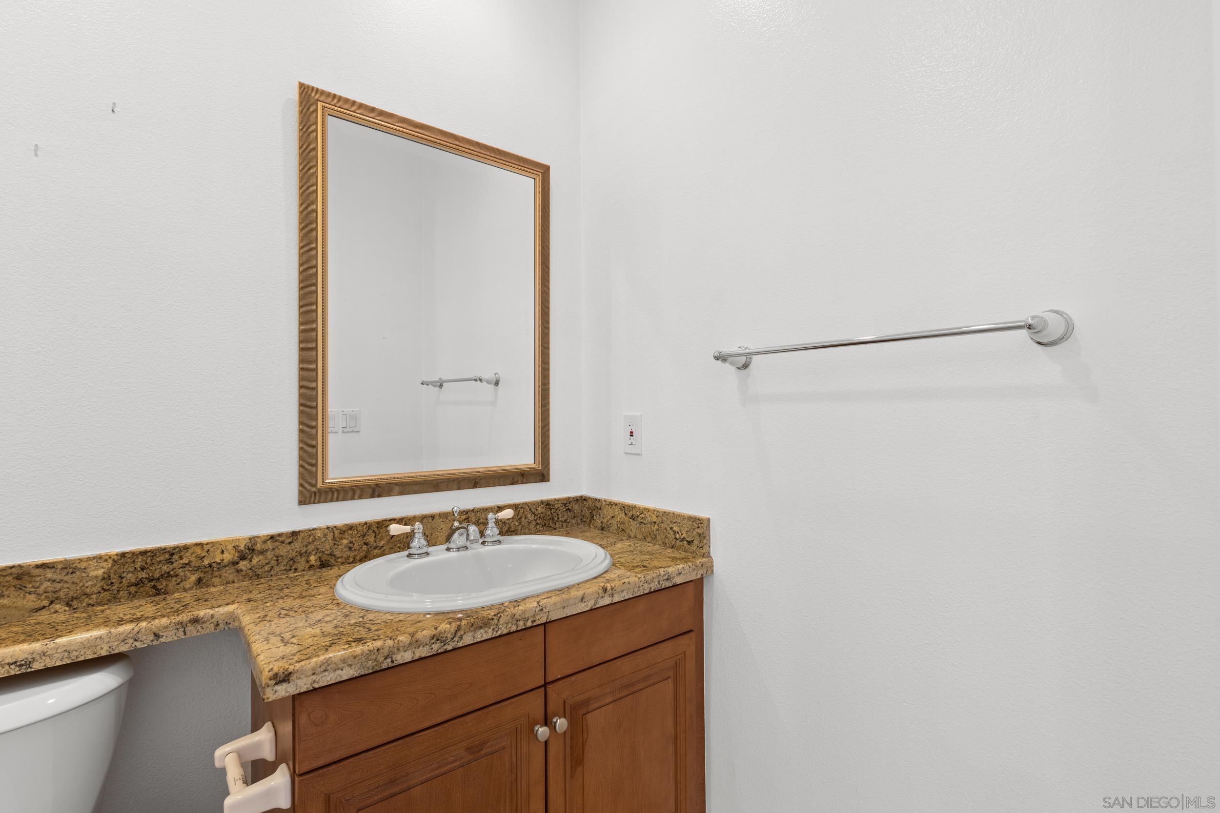 Detail Gallery Image 11 of 44 For 16357  Deer Ridge Rd, San Diego,  CA 92127 - 5 Beds | 4/1 Baths