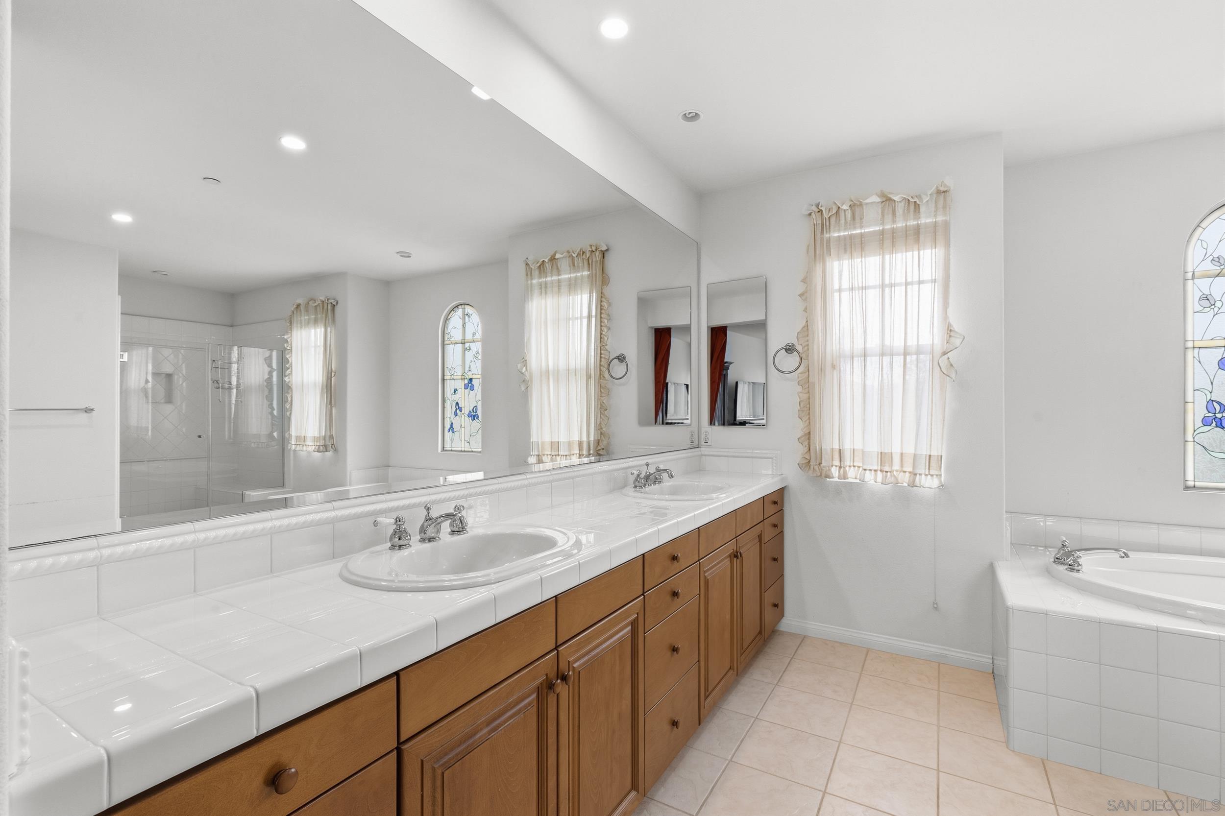 Detail Gallery Image 35 of 44 For 16357  Deer Ridge Rd, San Diego,  CA 92127 - 5 Beds | 4/1 Baths