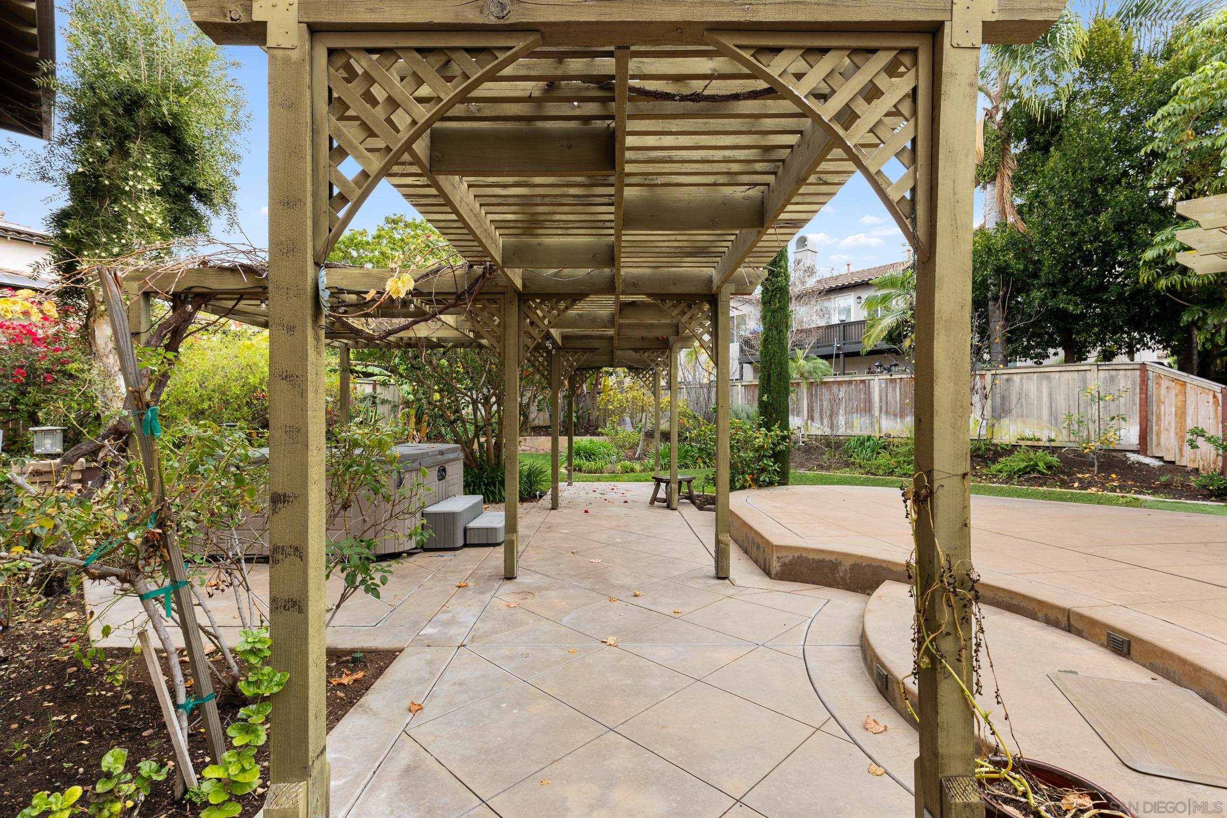 Detail Gallery Image 39 of 44 For 16357  Deer Ridge Rd, San Diego,  CA 92127 - 5 Beds | 4/1 Baths