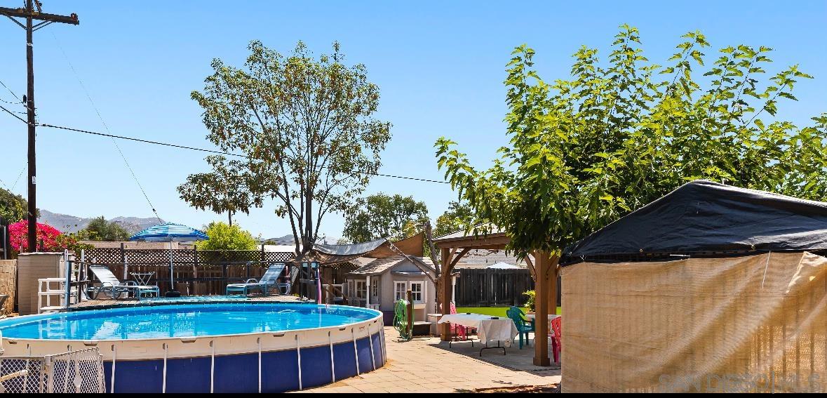 Detail Gallery Image 26 of 38 For 1658  Greenfield Dr, El Cajon,  CA 92021 - 2 Beds | 1 Baths