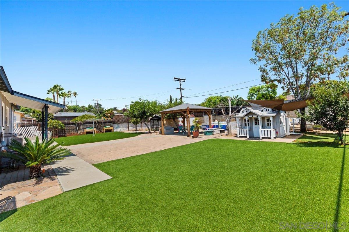 Detail Gallery Image 29 of 38 For 1658  Greenfield Dr, El Cajon,  CA 92021 - 2 Beds | 1 Baths