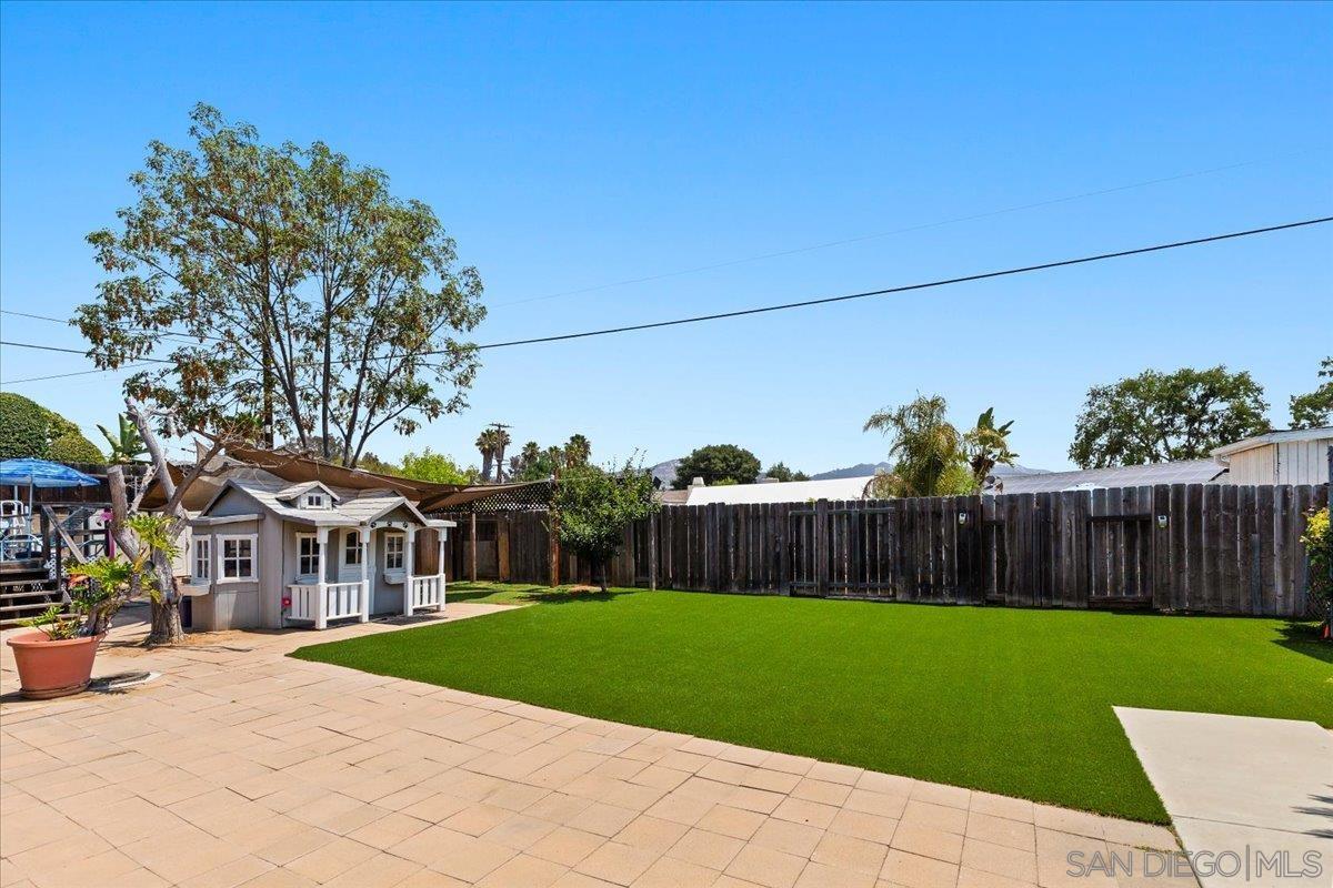 Detail Gallery Image 33 of 38 For 1658  Greenfield Dr, El Cajon,  CA 92021 - 2 Beds | 1 Baths