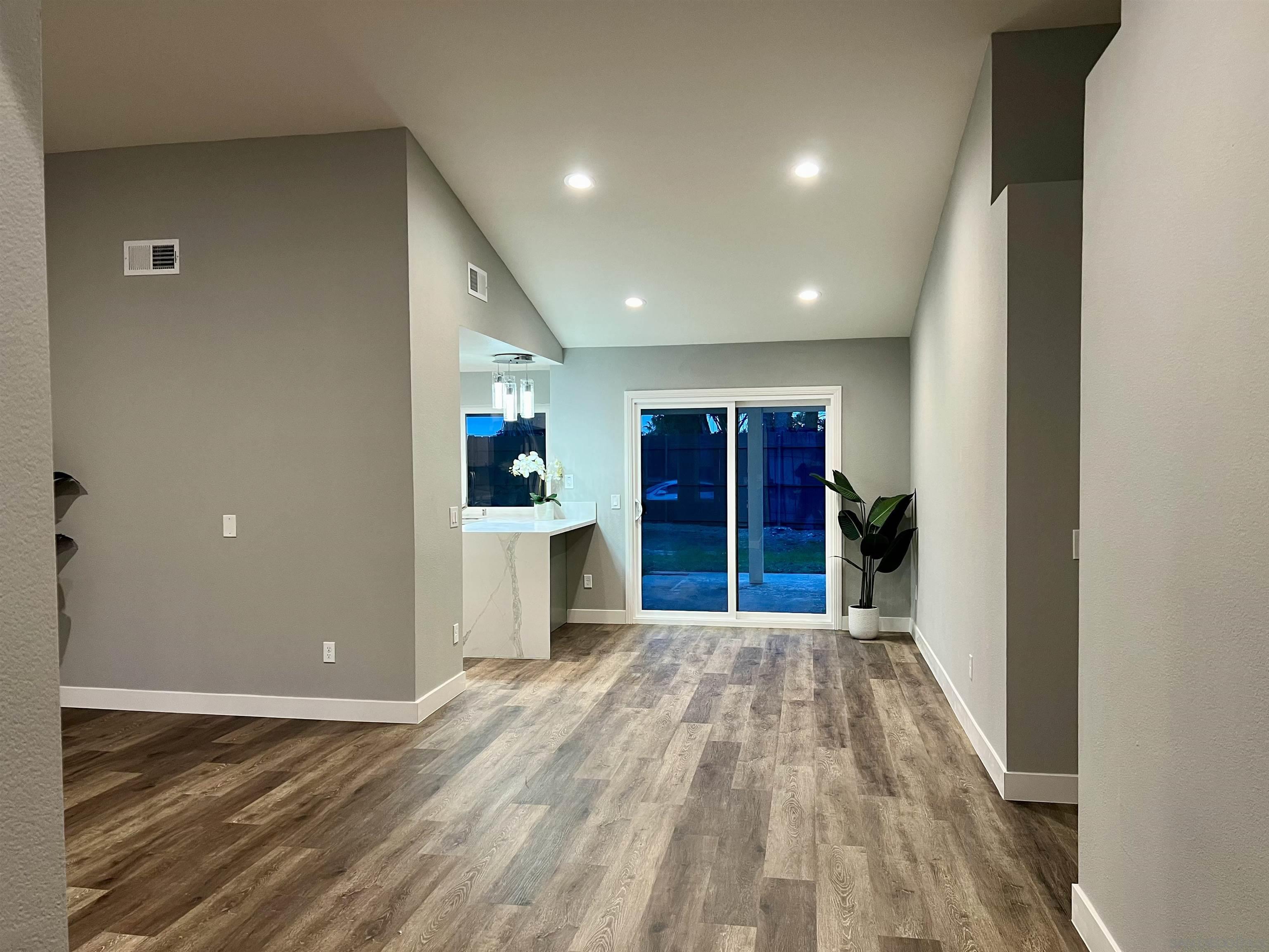 Detail Gallery Image 11 of 63 For 1487  Corte Rapallo, Escondido,  CA 92026 - 3 Beds | 2 Baths