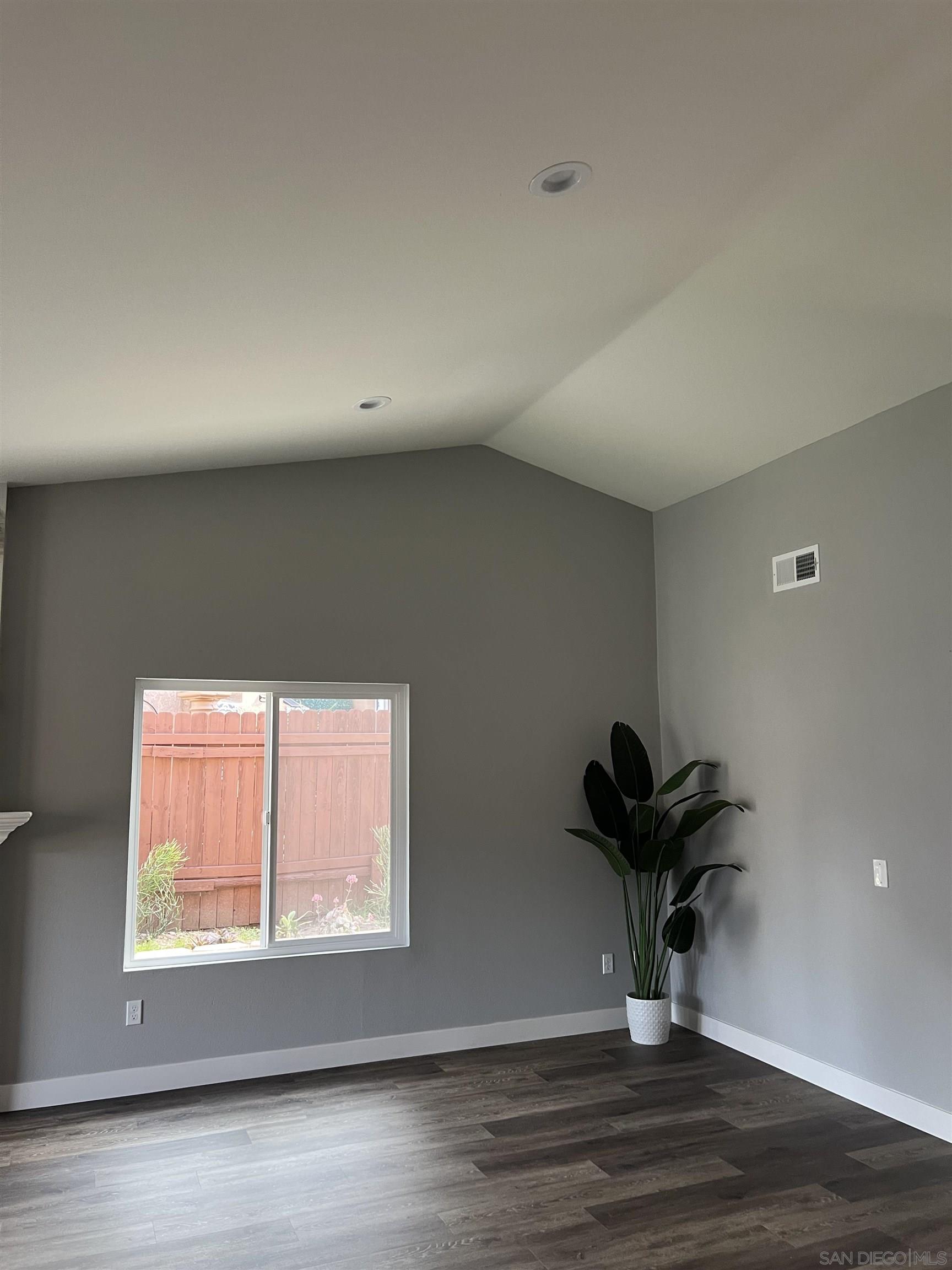 Detail Gallery Image 60 of 63 For 1487  Corte Rapallo, Escondido,  CA 92026 - 3 Beds | 2 Baths