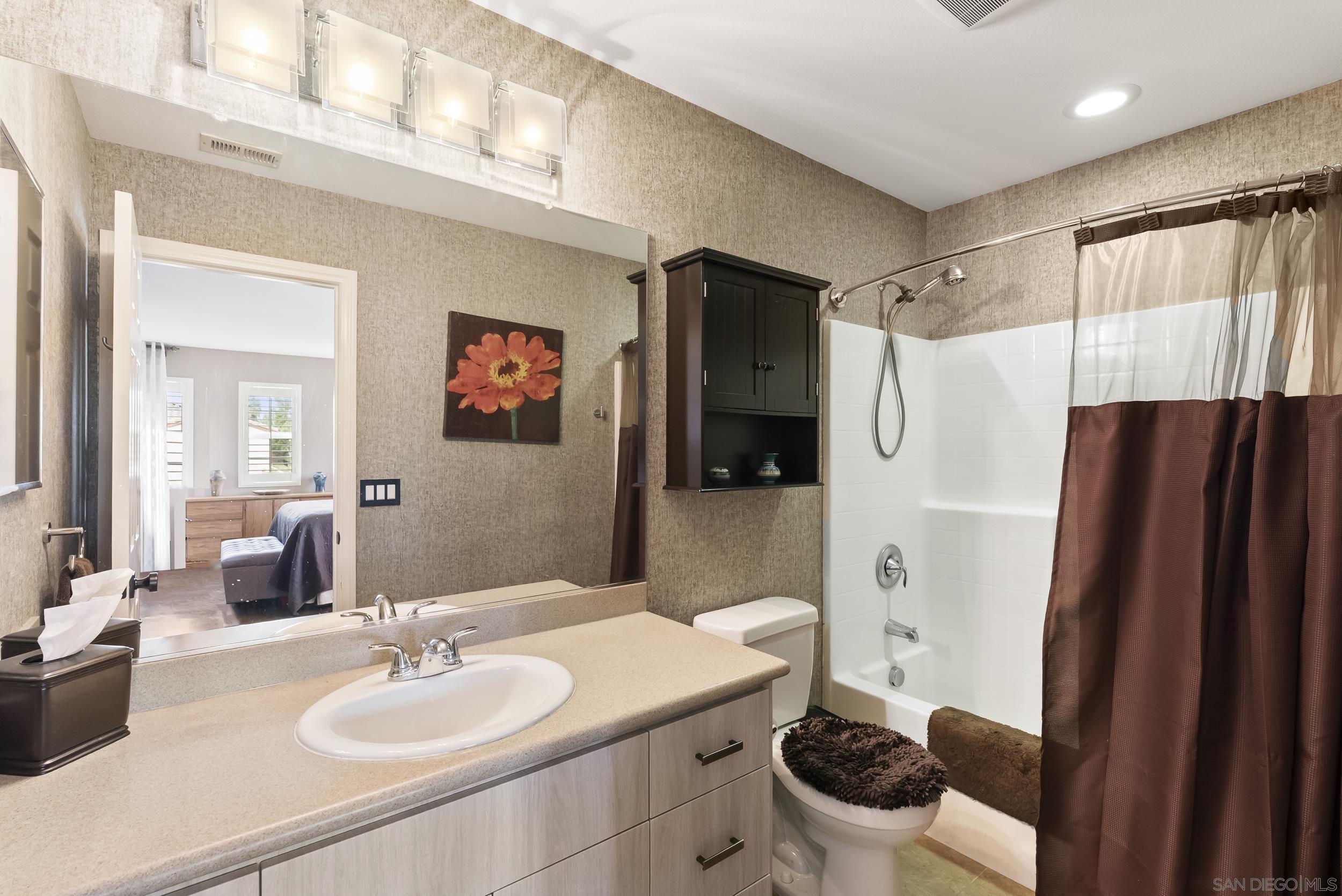 Detail Gallery Image 32 of 52 For 1802  Webber Way, Chula Vista,  CA 91913 - 4 Beds | 3/1 Baths