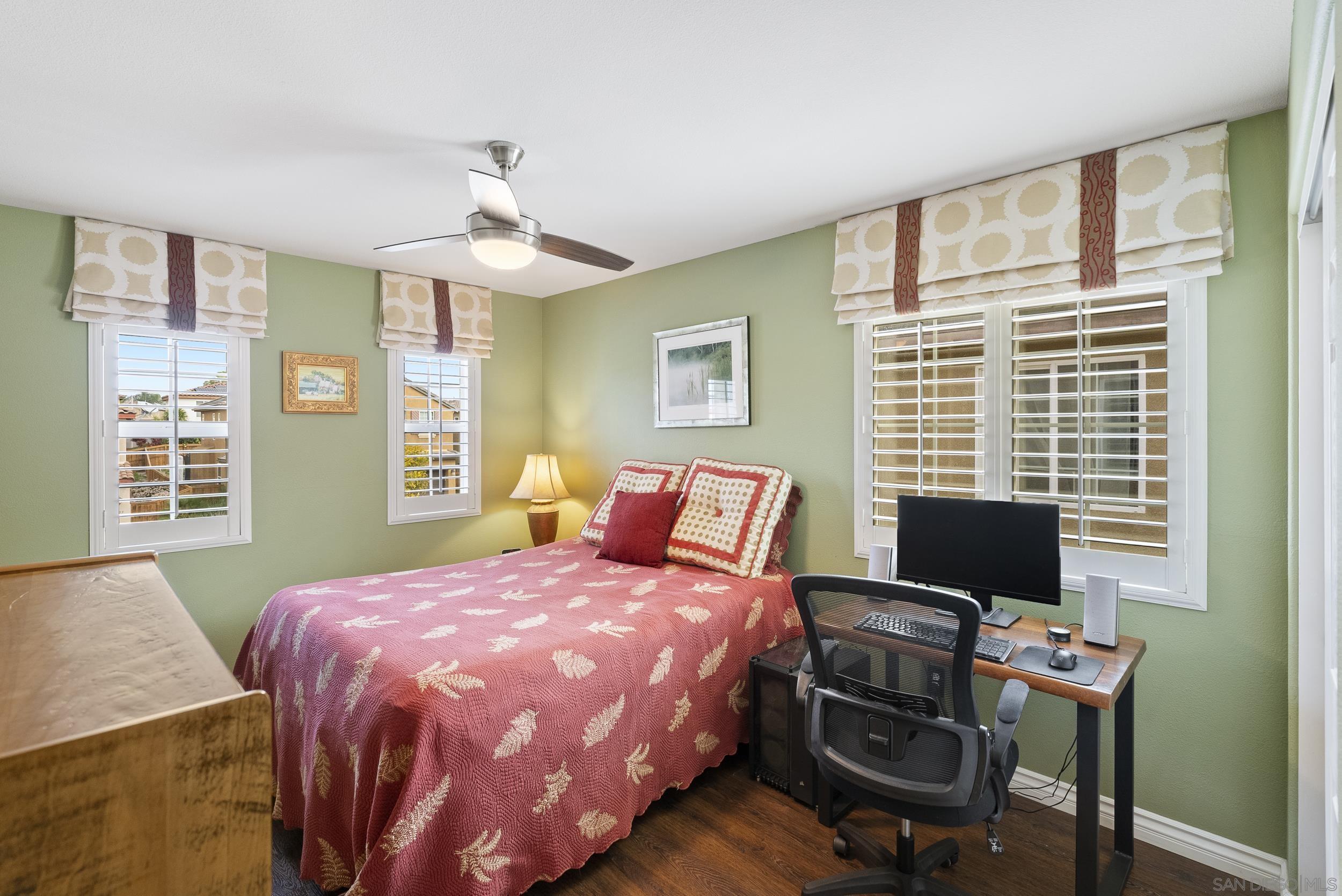 Detail Gallery Image 34 of 52 For 1802  Webber Way, Chula Vista,  CA 91913 - 4 Beds | 3/1 Baths