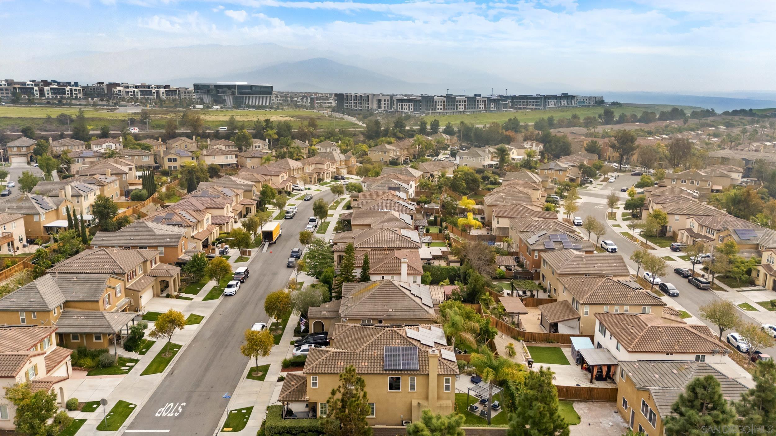 Detail Gallery Image 46 of 52 For 1802  Webber Way, Chula Vista,  CA 91913 - 4 Beds | 3/1 Baths