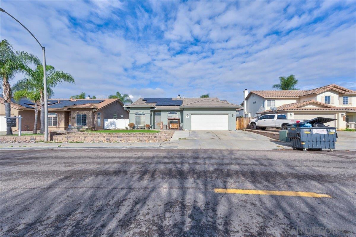 Detail Gallery Image 8 of 56 For 1359  H St, Ramona,  CA 92065 - 3 Beds | 2 Baths