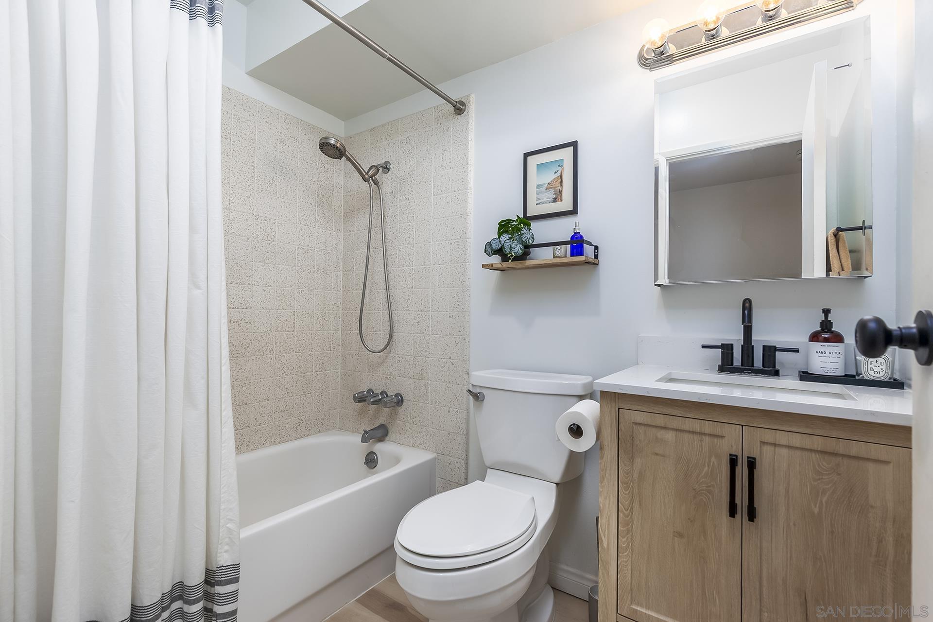 Detail Gallery Image 25 of 53 For 3845  Groton St  #1,  San Diego,  CA 92110 - 1 Beds | 1 Baths