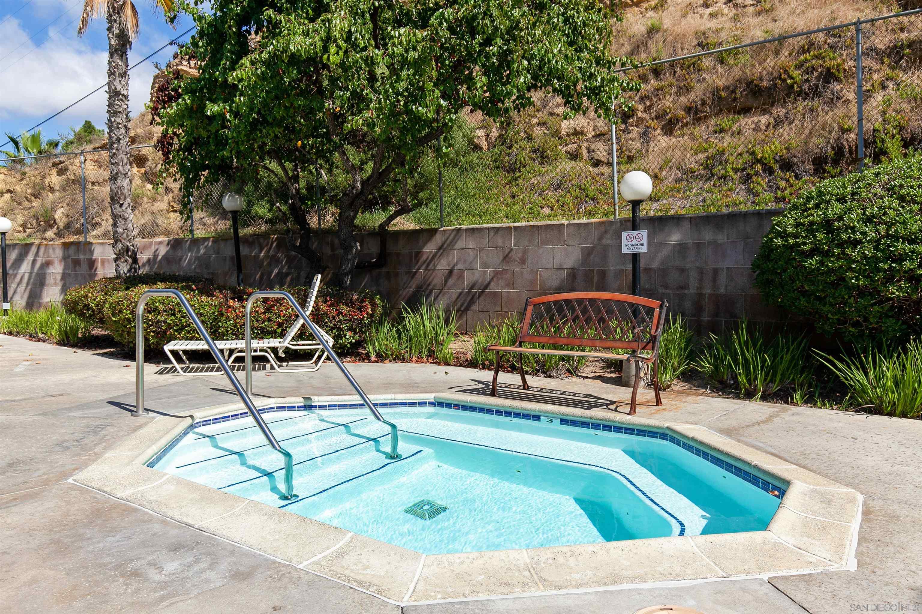 Detail Gallery Image 34 of 53 For 3845  Groton St  #1,  San Diego,  CA 92110 - 1 Beds | 1 Baths