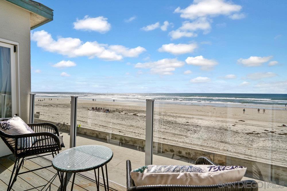 Detail Gallery Image 17 of 35 For 3911  Ocean Front Walk, San Diego,  CA 92109 - 3 Beds | 2 Baths