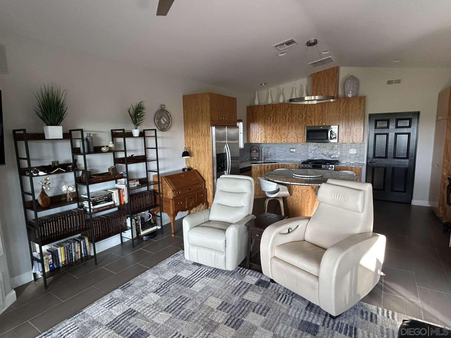 Detail Gallery Image 4 of 13 For 86169  Sonoma Creek Rd, –,  CA 92236 - 1 Beds | 1 Baths