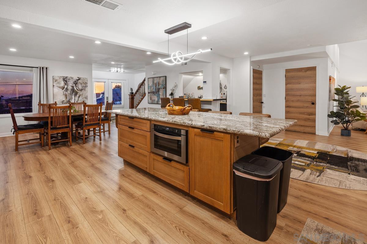 Detail Gallery Image 8 of 42 For 1645  Buena Vista Ave, Spring Valley,  CA 91977 - 4 Beds | 2/1 Baths