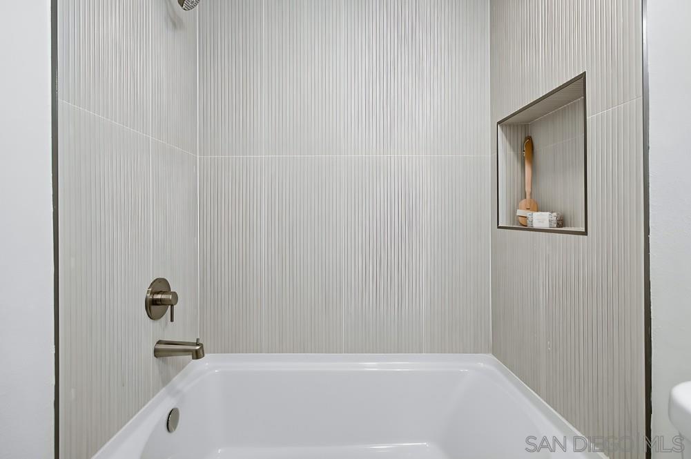 Detail Gallery Image 26 of 30 For 15220  Amalia St, San Diego,  CA 92129 - 4 Beds | 2 Baths
