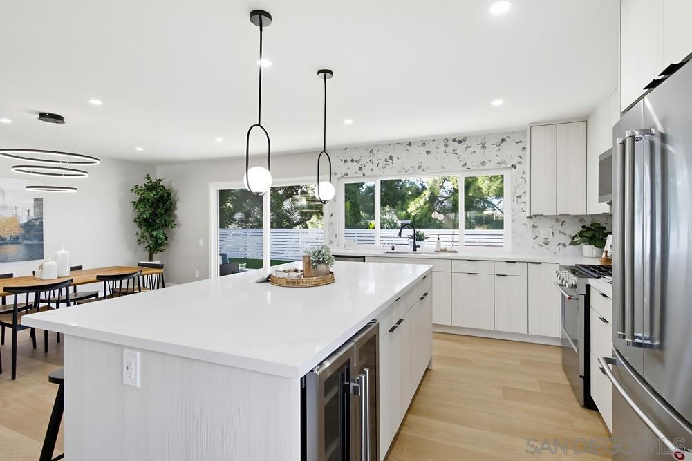 Detail Gallery Image 8 of 30 For 15220  Amalia St, San Diego,  CA 92129 - 4 Beds | 2 Baths