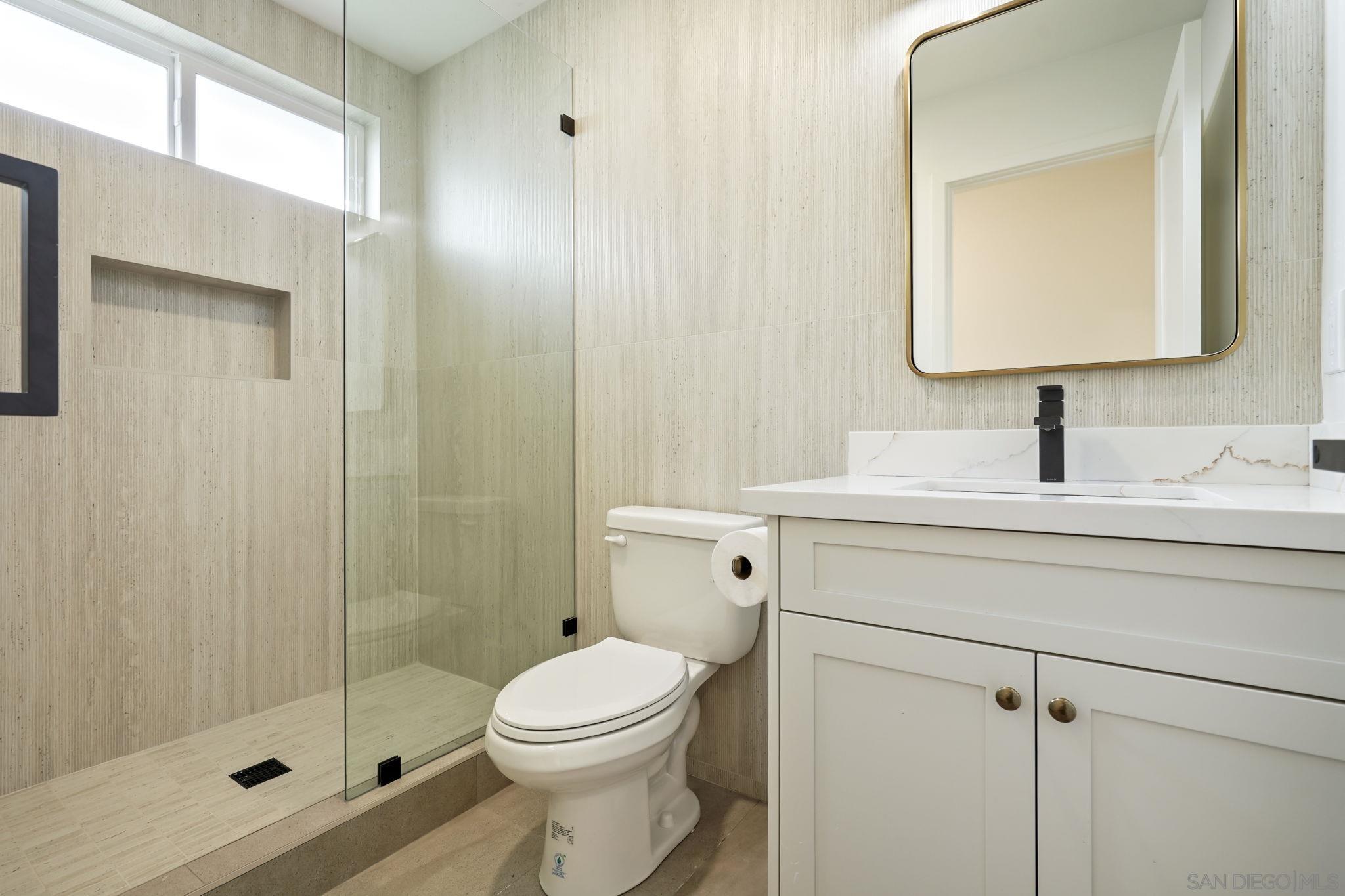 Detail Gallery Image 12 of 19 For 13434  Maryearl Ln, Poway,  CA 92064 - 1 Beds | 1 Baths