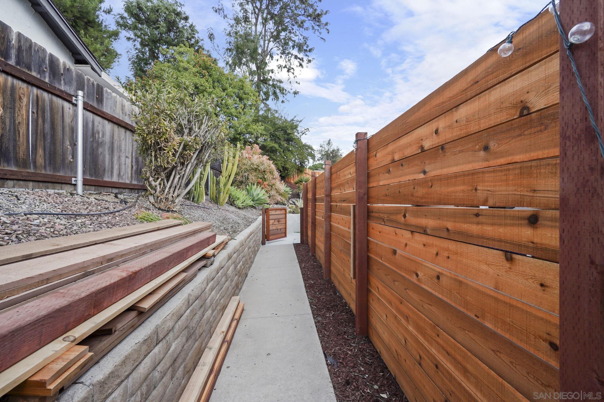 Detail Gallery Image 19 of 19 For 13434  Maryearl Ln, Poway,  CA 92064 - 1 Beds | 1 Baths