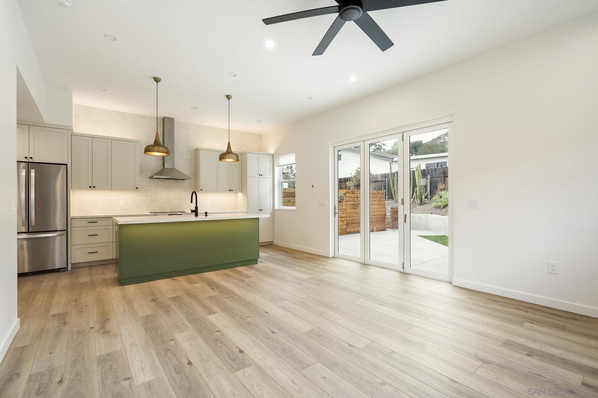 Detail Gallery Image 5 of 19 For 13434  Maryearl Ln, Poway,  CA 92064 - 1 Beds | 1 Baths