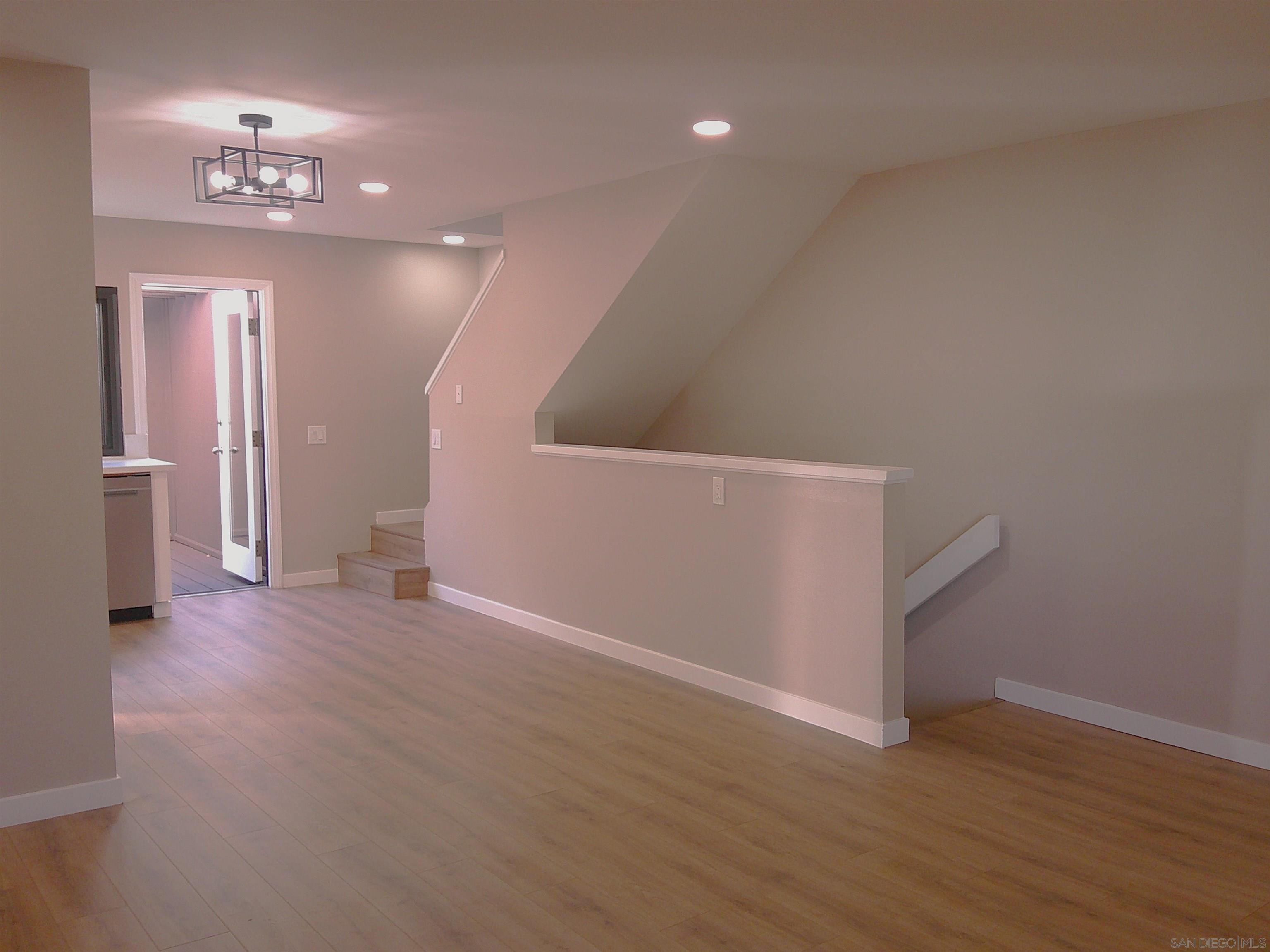 Detail Gallery Image 13 of 25 For 3885  Caminito Litoral  #230,  San Diego,  CA 92107 - 2 Beds | 1 Baths