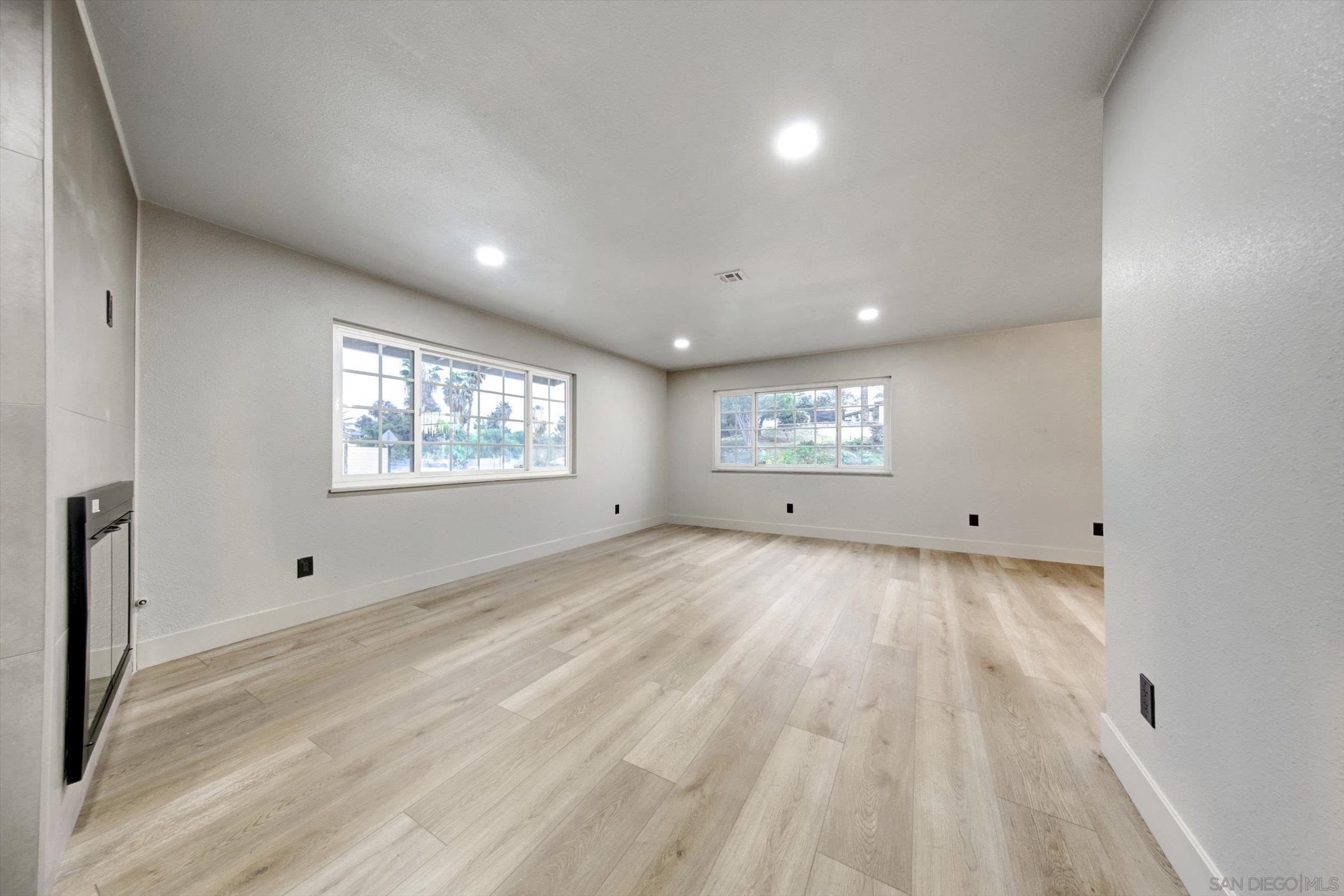 Detail Gallery Image 12 of 67 For 10784  Flambeau Pl, La Mesa,  CA 91941 - 3 Beds | 2 Baths