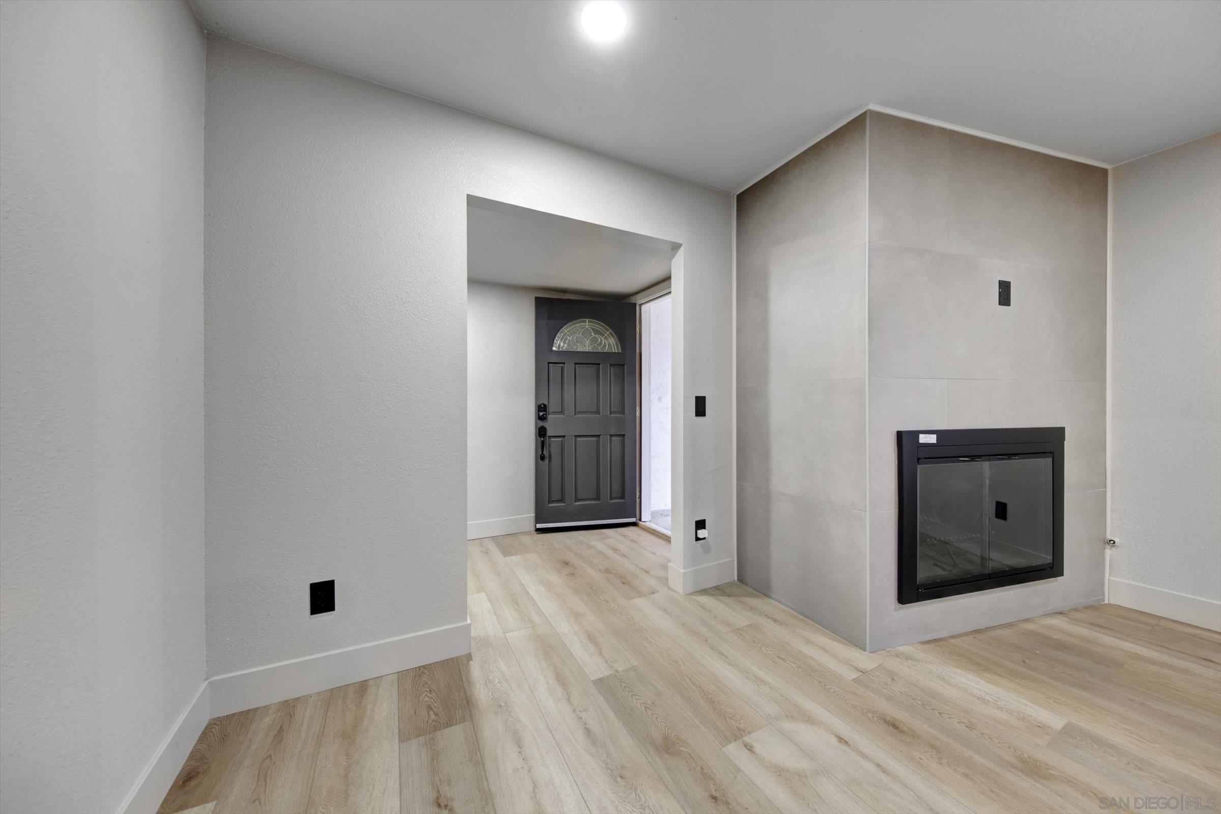 Detail Gallery Image 13 of 67 For 10784  Flambeau Pl, La Mesa,  CA 91941 - 3 Beds | 2 Baths