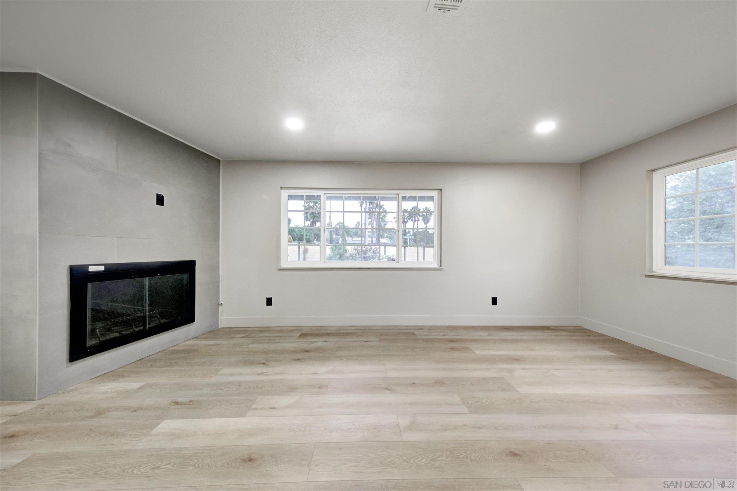 Detail Gallery Image 14 of 67 For 10784  Flambeau Pl, La Mesa,  CA 91941 - 3 Beds | 2 Baths