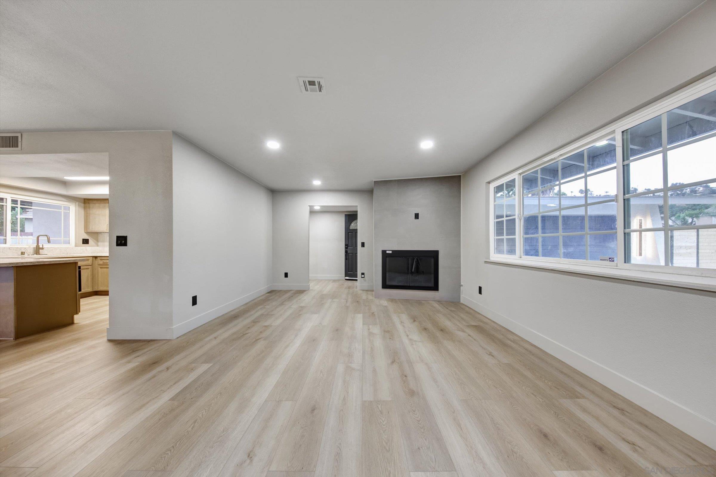 Detail Gallery Image 16 of 67 For 10784  Flambeau Pl, La Mesa,  CA 91941 - 3 Beds | 2 Baths