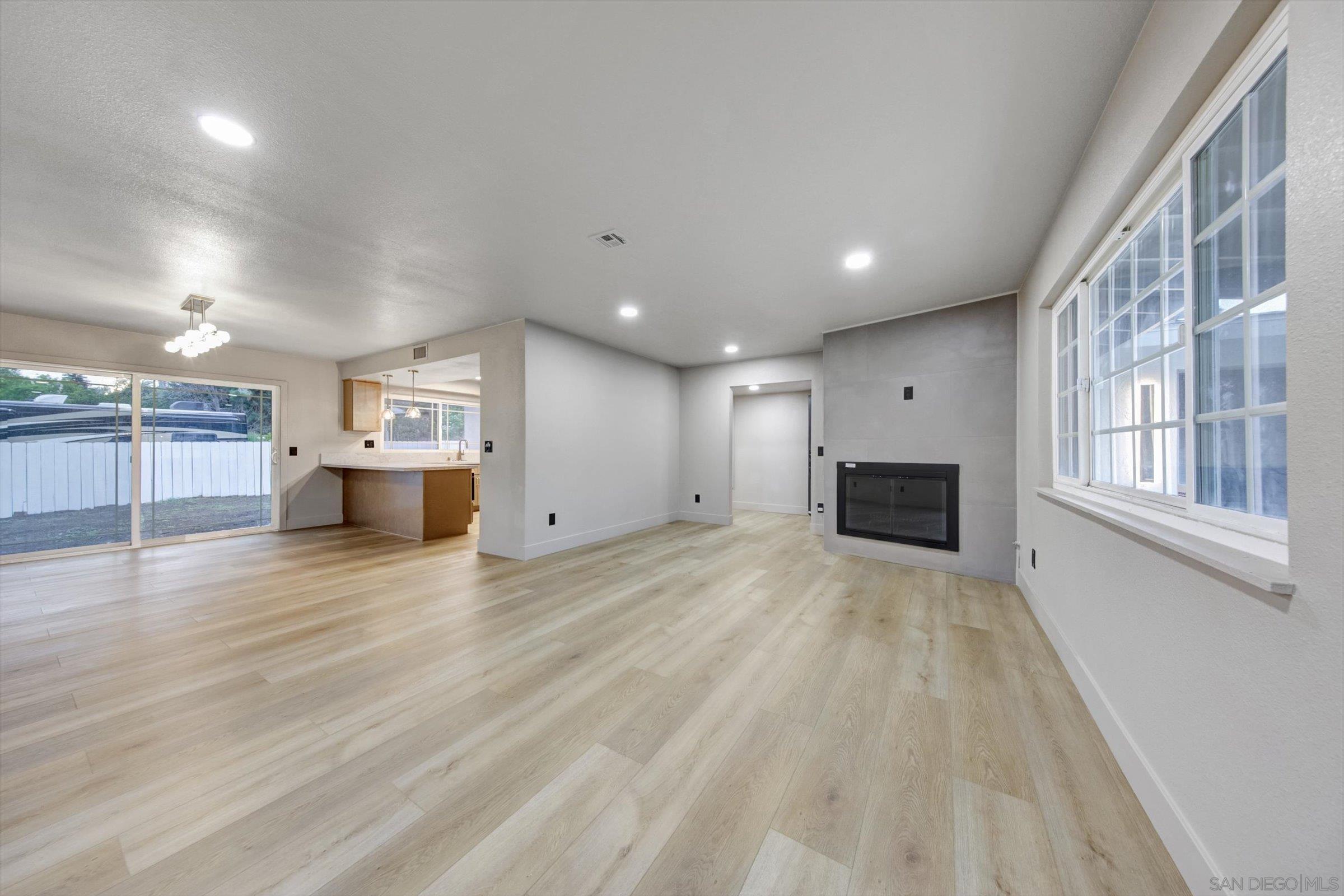 Detail Gallery Image 17 of 67 For 10784  Flambeau Pl, La Mesa,  CA 91941 - 3 Beds | 2 Baths