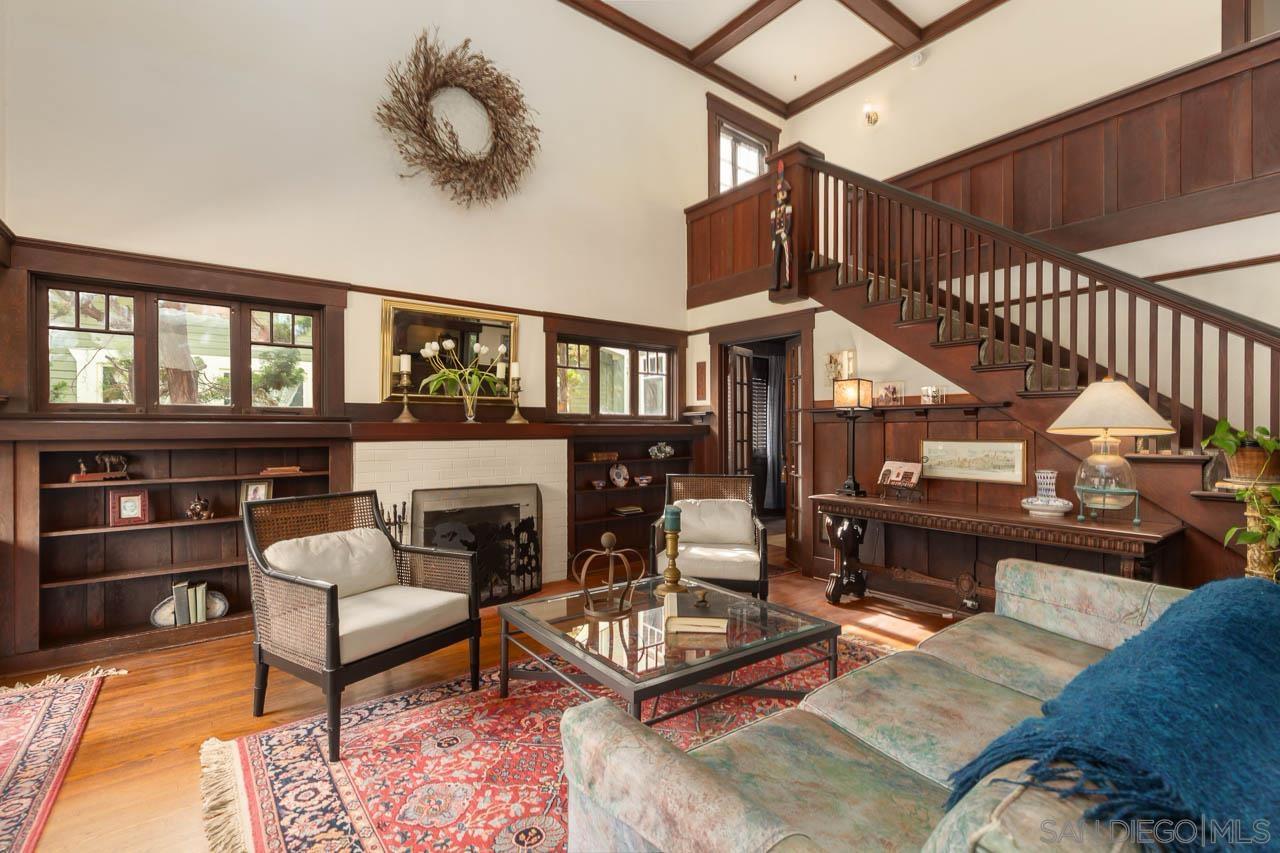 Detail Gallery Image 2 of 23 For 344  a, Coronado,  CA 92118 - 4 Beds | 2 Baths