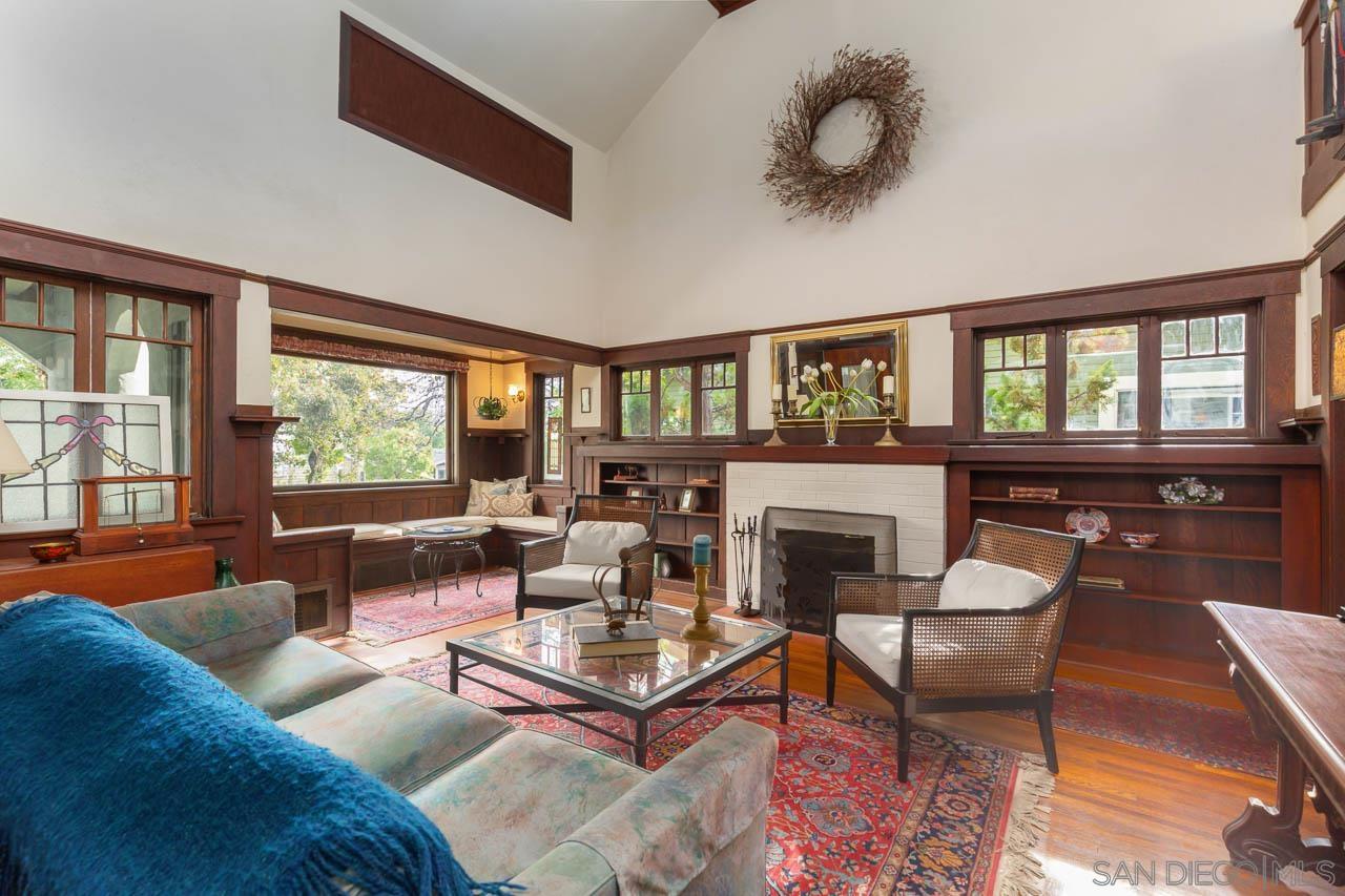 Detail Gallery Image 4 of 23 For 344  a, Coronado,  CA 92118 - 4 Beds | 2 Baths