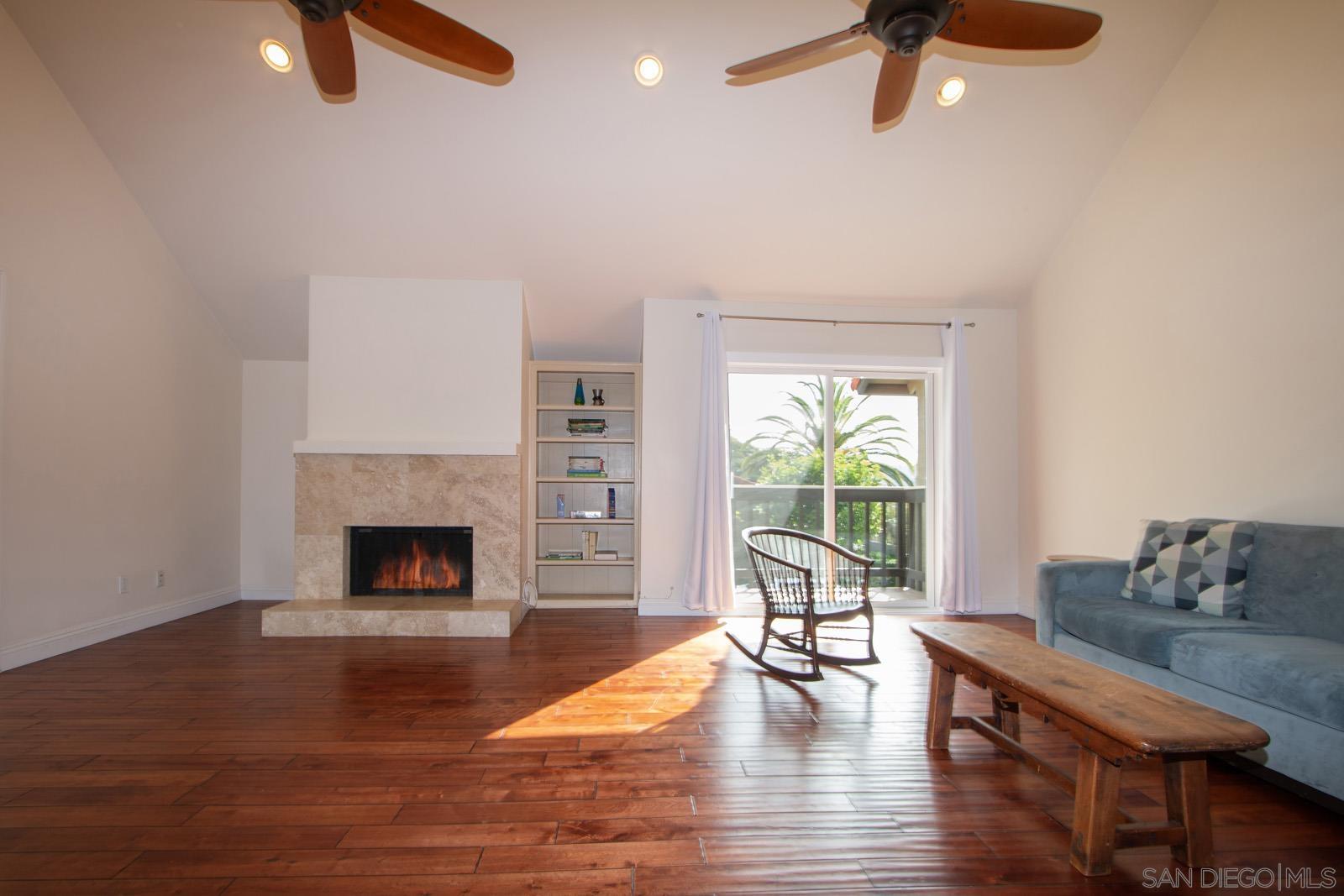 Front Image Thumbnail for SD260001937