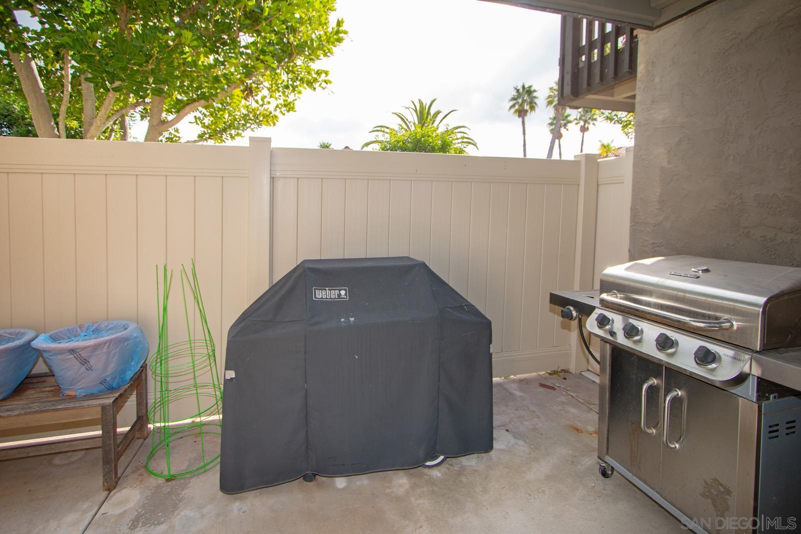 Detail Gallery Image 24 of 38 For 31948  Del Cielo Este  #7,  Bonsall,  CA 92003 - 3 Beds | 2 Baths