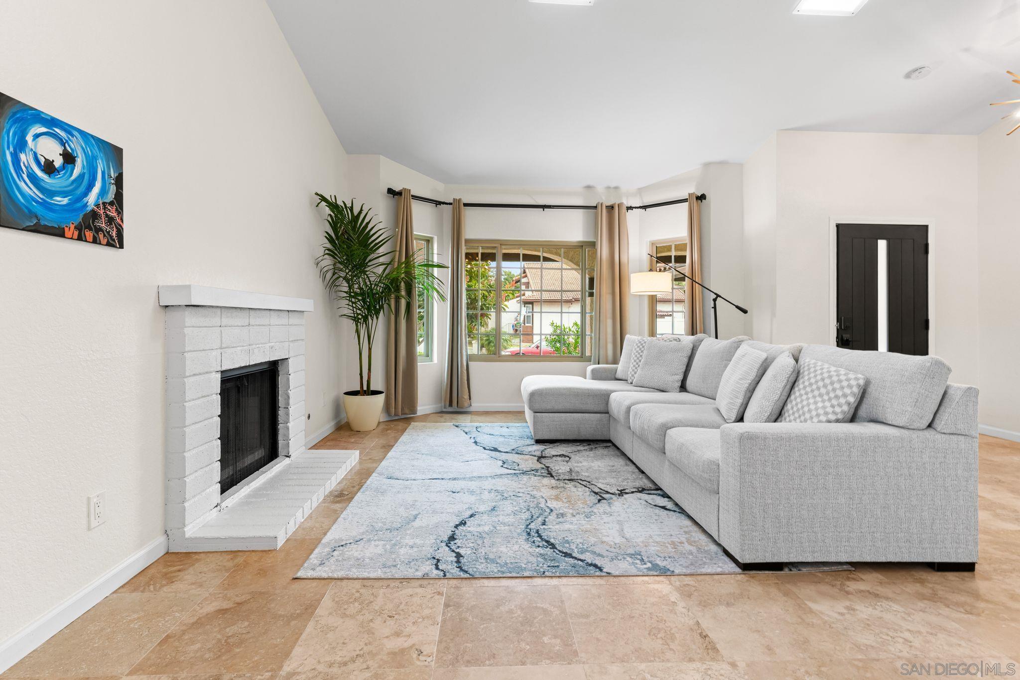 Detail Gallery Image 13 of 35 For 7726  Acama Pl, San Diego,  CA 92126 - 3 Beds | 2 Baths