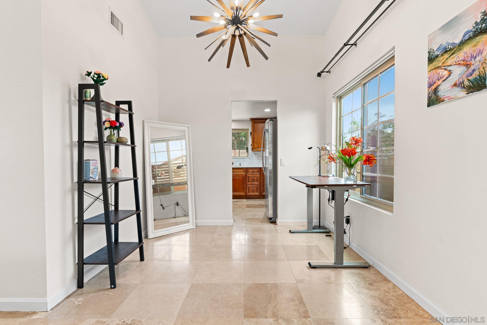 Detail Gallery Image 15 of 35 For 7726  Acama Pl, San Diego,  CA 92126 - 3 Beds | 2 Baths
