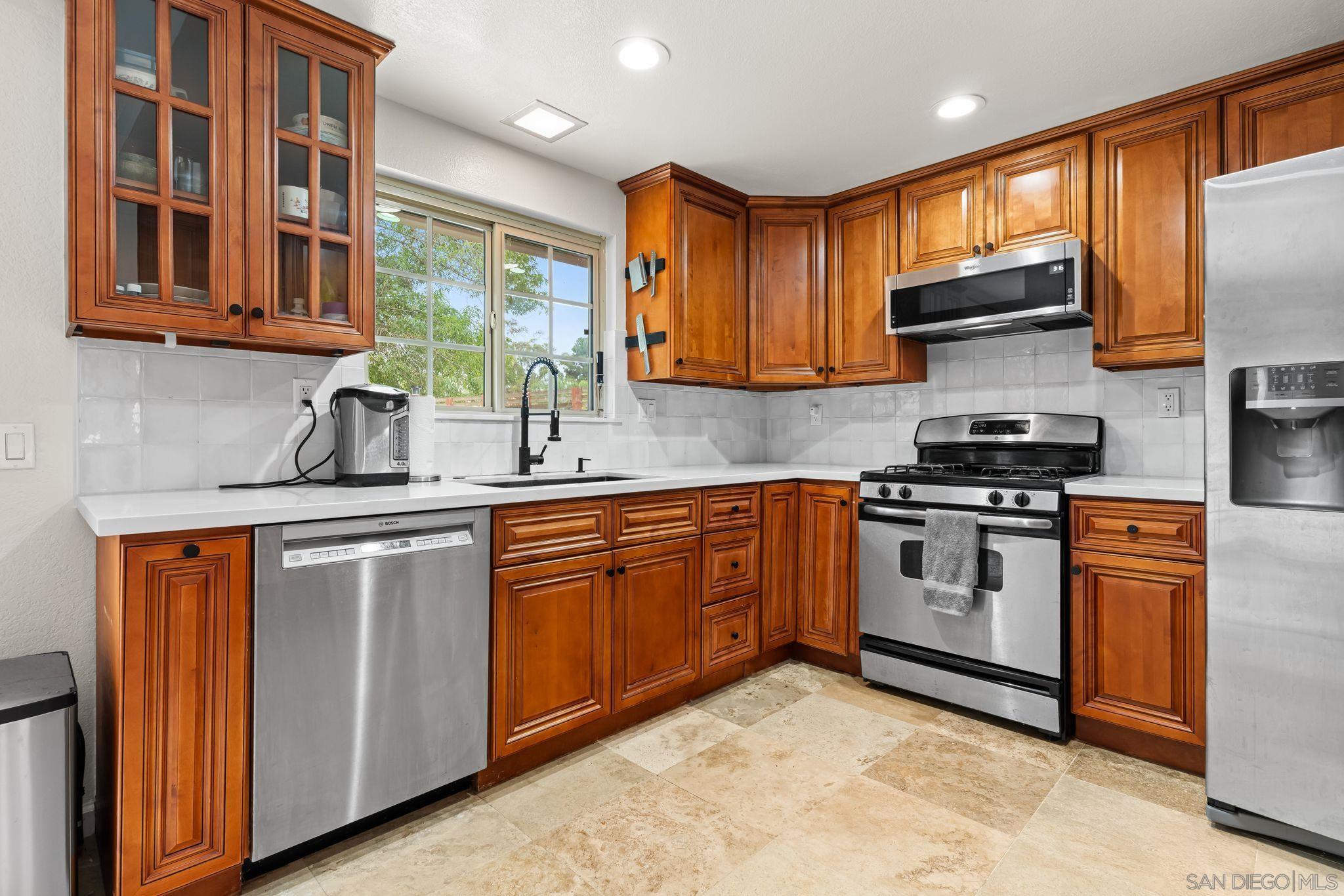 Detail Gallery Image 20 of 35 For 7726  Acama Pl, San Diego,  CA 92126 - 3 Beds | 2 Baths