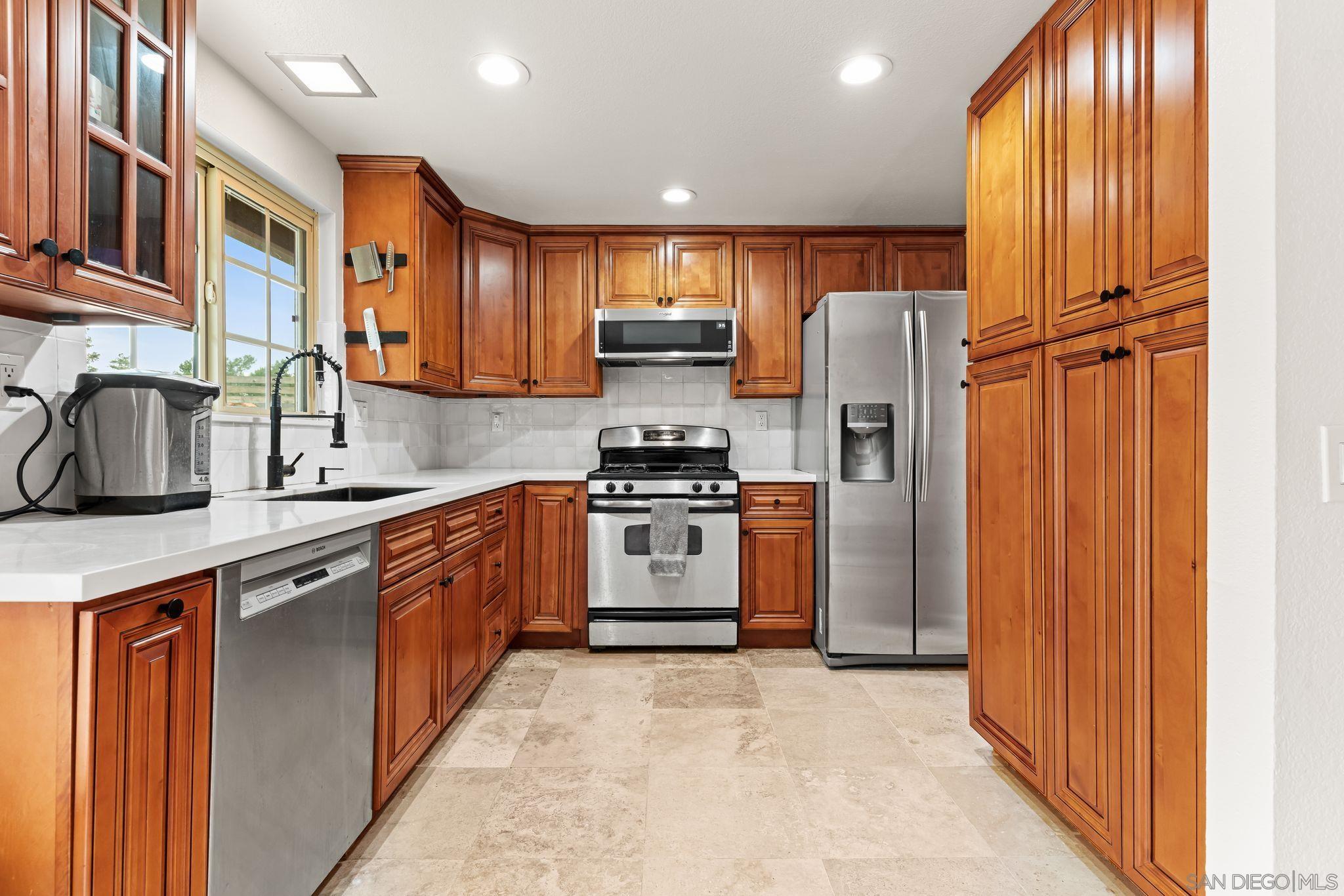 Detail Gallery Image 21 of 35 For 7726  Acama Pl, San Diego,  CA 92126 - 3 Beds | 2 Baths