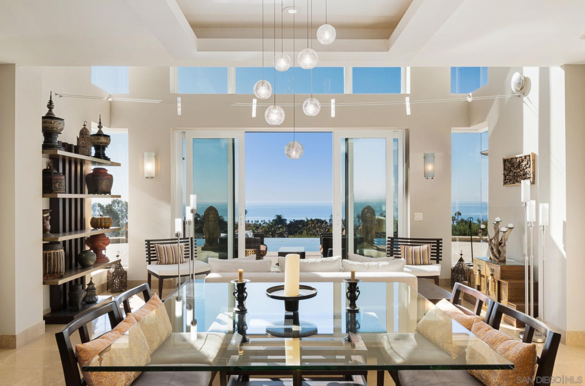 Detail Gallery Image 22 of 24 For 5680  Linda Rosa Ave, La Jolla,  CA 92037 - 4 Beds | 5 Baths